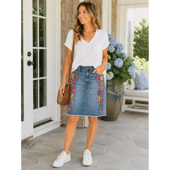 Johnny Was Dresses & Skirts - Johnny Was Christy Women's Indigo Blue Floral Embroidered Denim Skirt Size 30